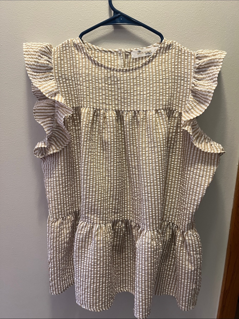 Seersucker Ruffle Sleeve Blouse in Beige Stripe